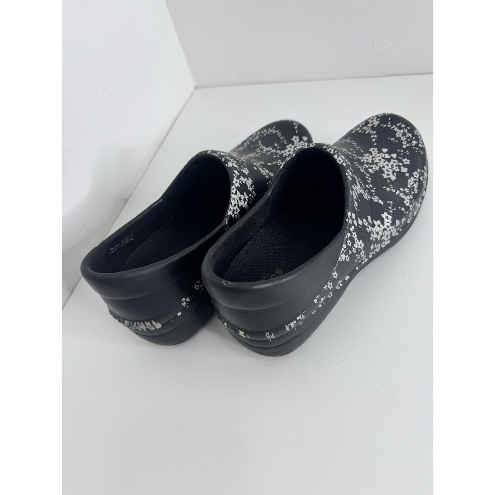 Crocs Work Neria Pro II Clog Sz 7 Black Metallic Silver Flowers Career Comfort - Picture 4 of 7